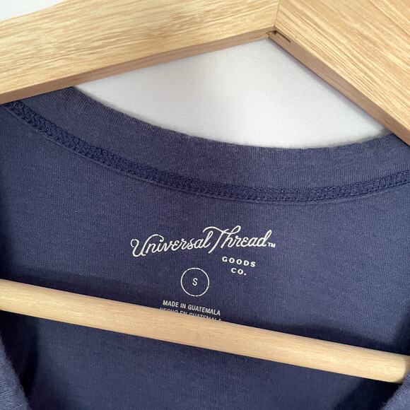 Universal Thread indigo short sleeved top v-neck women's size S cotton casual - Picture 3 of 6